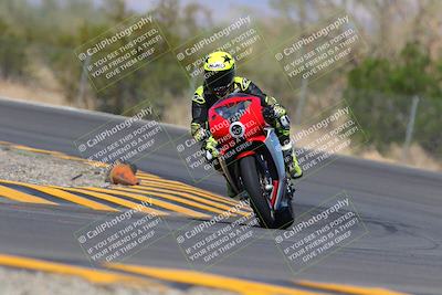 media/Oct-03-2022-Moto Forza (Mon) [[5f077a3730]]/Intermediate Group/Session 3 (Turn 3)/